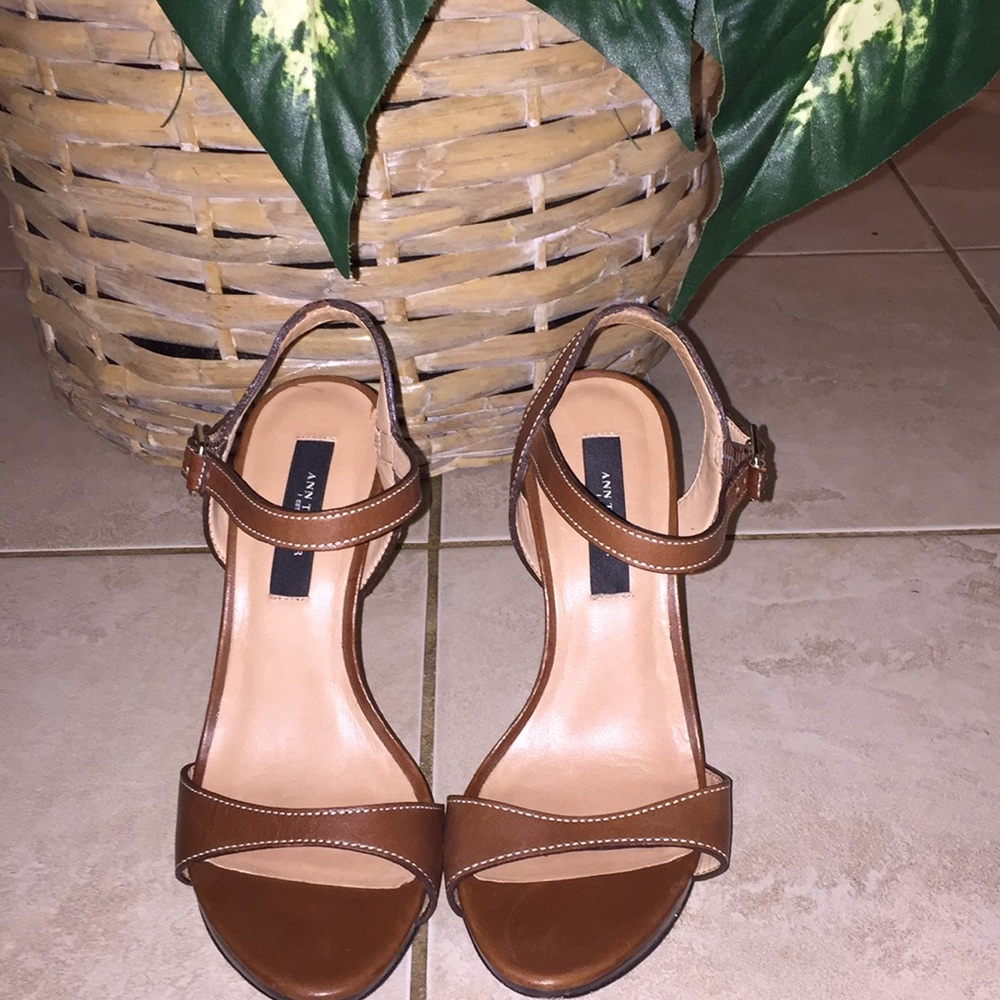 Anne Taylor Shoes
